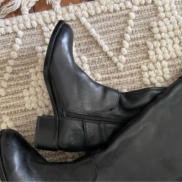 VINCE CAMUTO - Black Knee high LEATHER BOOTS - 6M - Picture 4 of 10